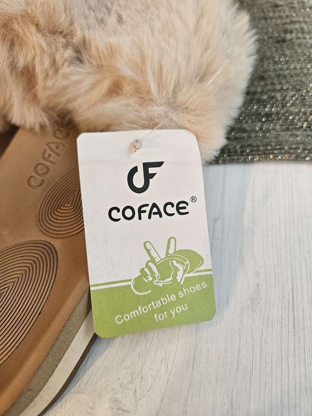 COFACE Women's Cream Fuzzy Slide Slippers